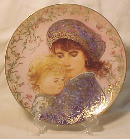 Edna Hibel Knowles Mother's Day Plate - 1987 Catherine & Heather