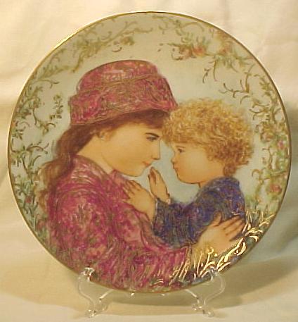 Edna Hibel Knowles Mother's Day Plate - 1988 Sarah & Tess