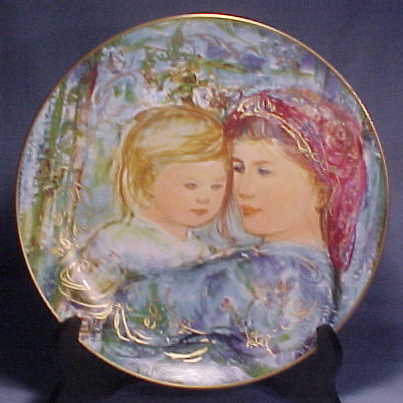 Edna Hibel Knowles Mother's Day Plate - 1991 Michelle & Anna